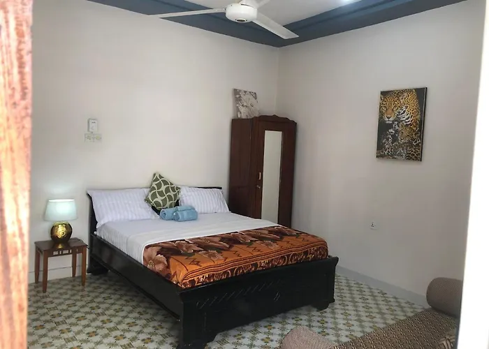 Anayah House